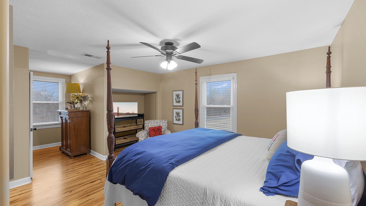 Photo of Bedroom in Fruitvale