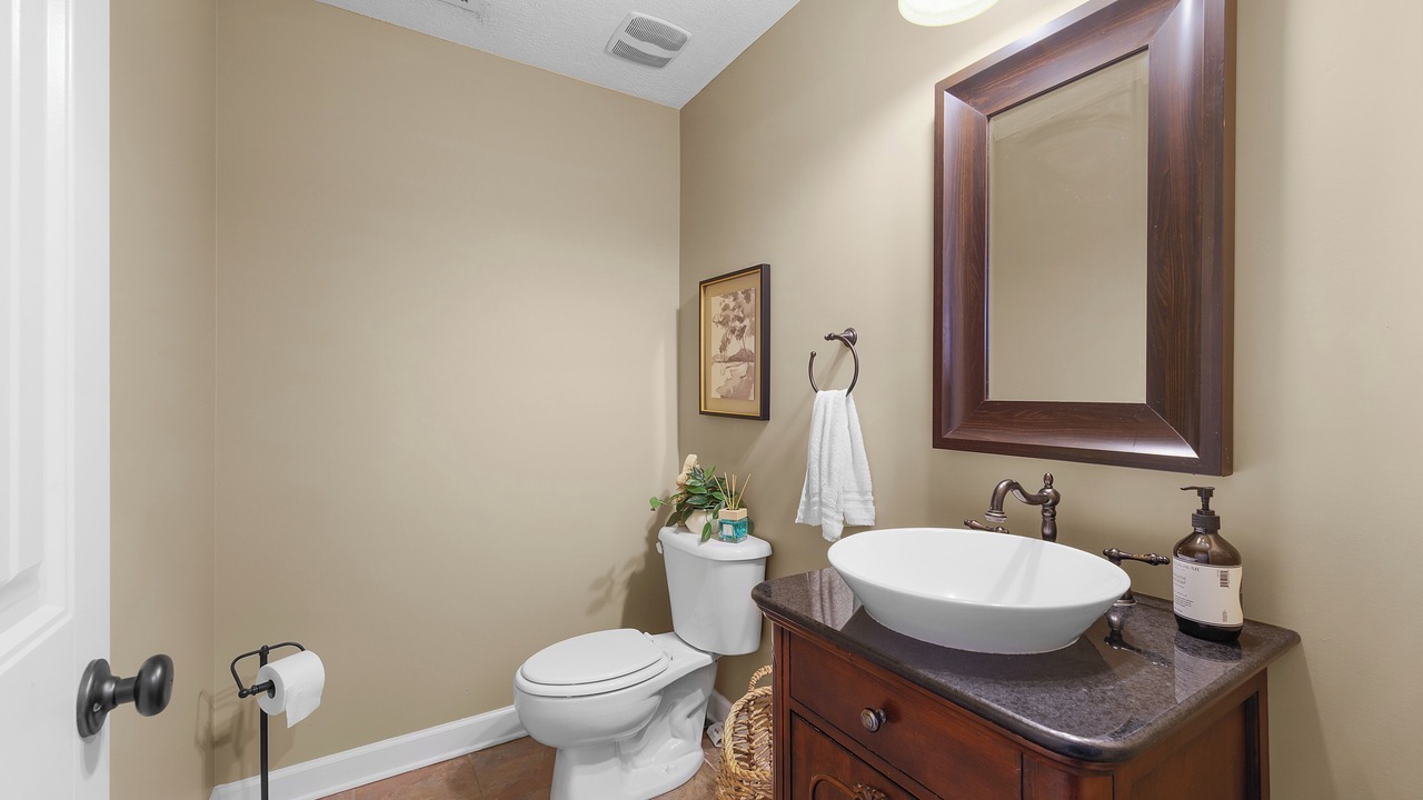 Photo of Bathroom in Fruitvale