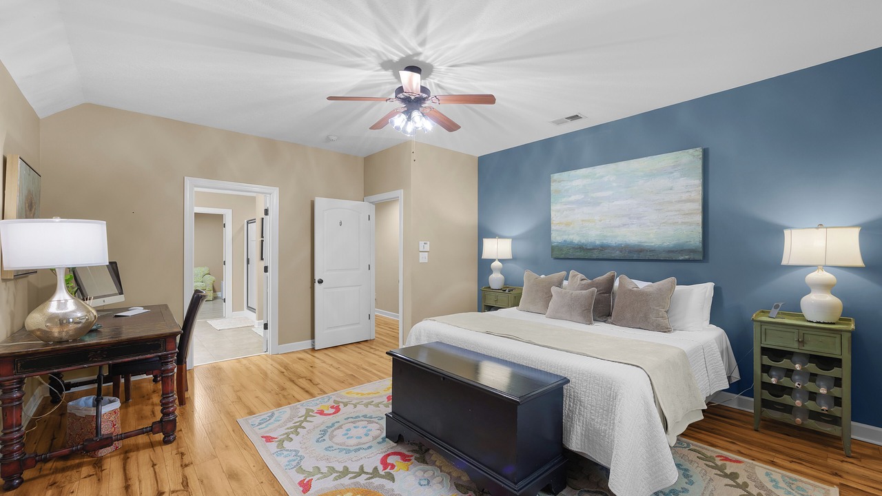 Photo of Bedroom in Fruitvale