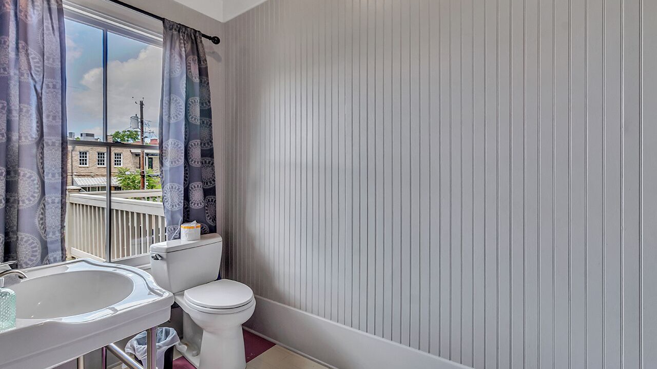 Photo of Bathroom in Savannah Victorian District
