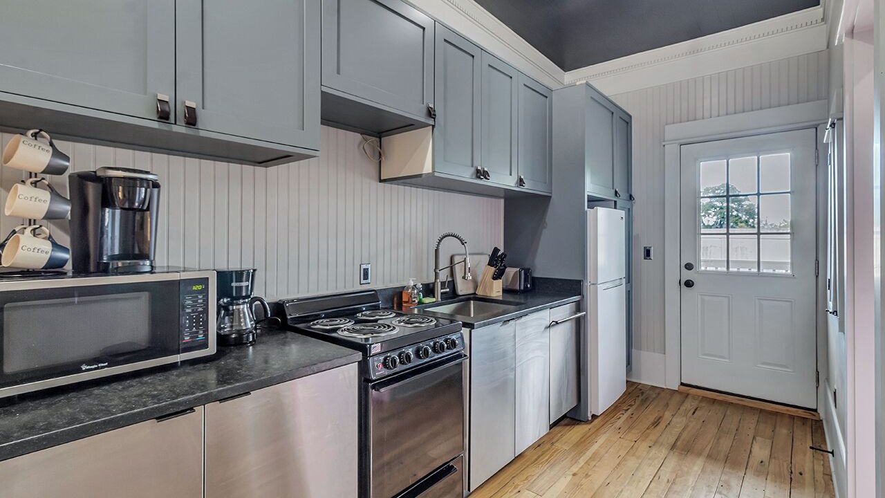 Photo of Kitchen in Savannah Victorian District