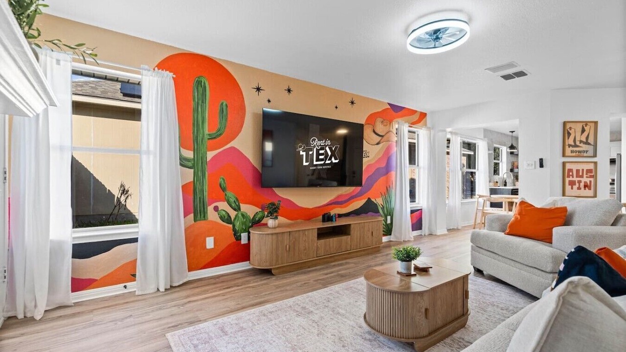 Photo of Livingroom in South Creek