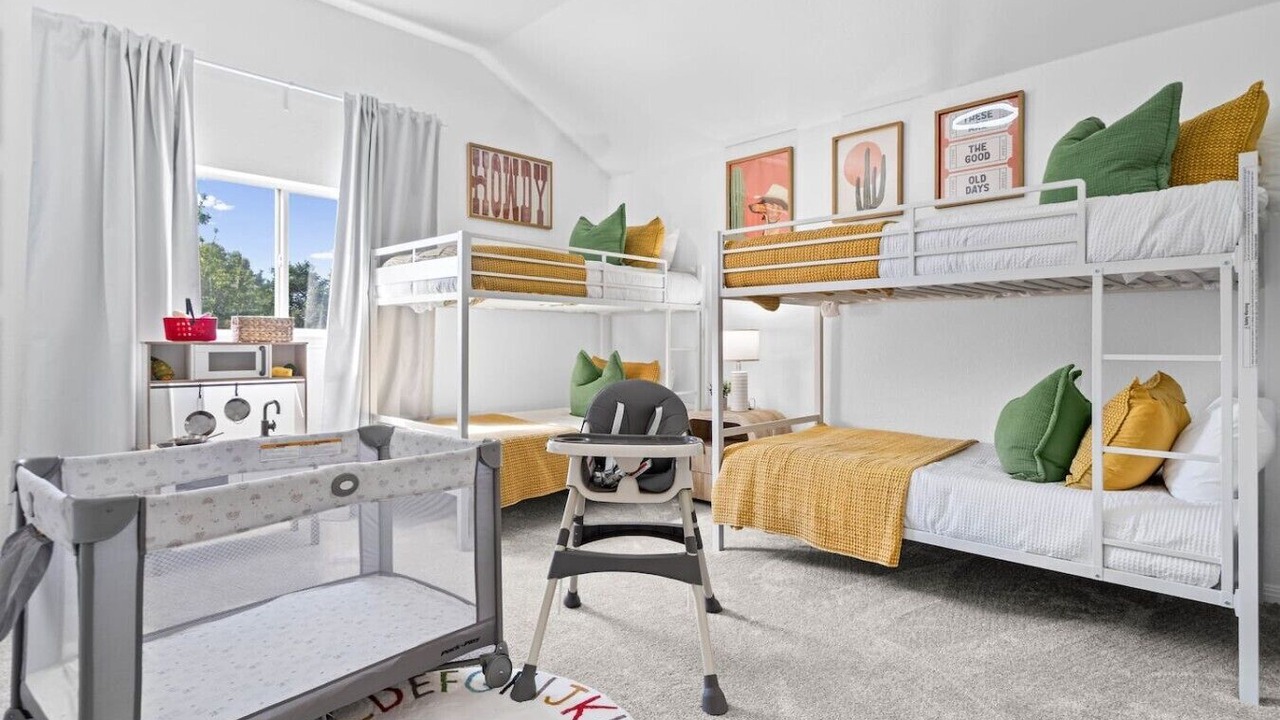 Photo of Bedroom in South Creek
