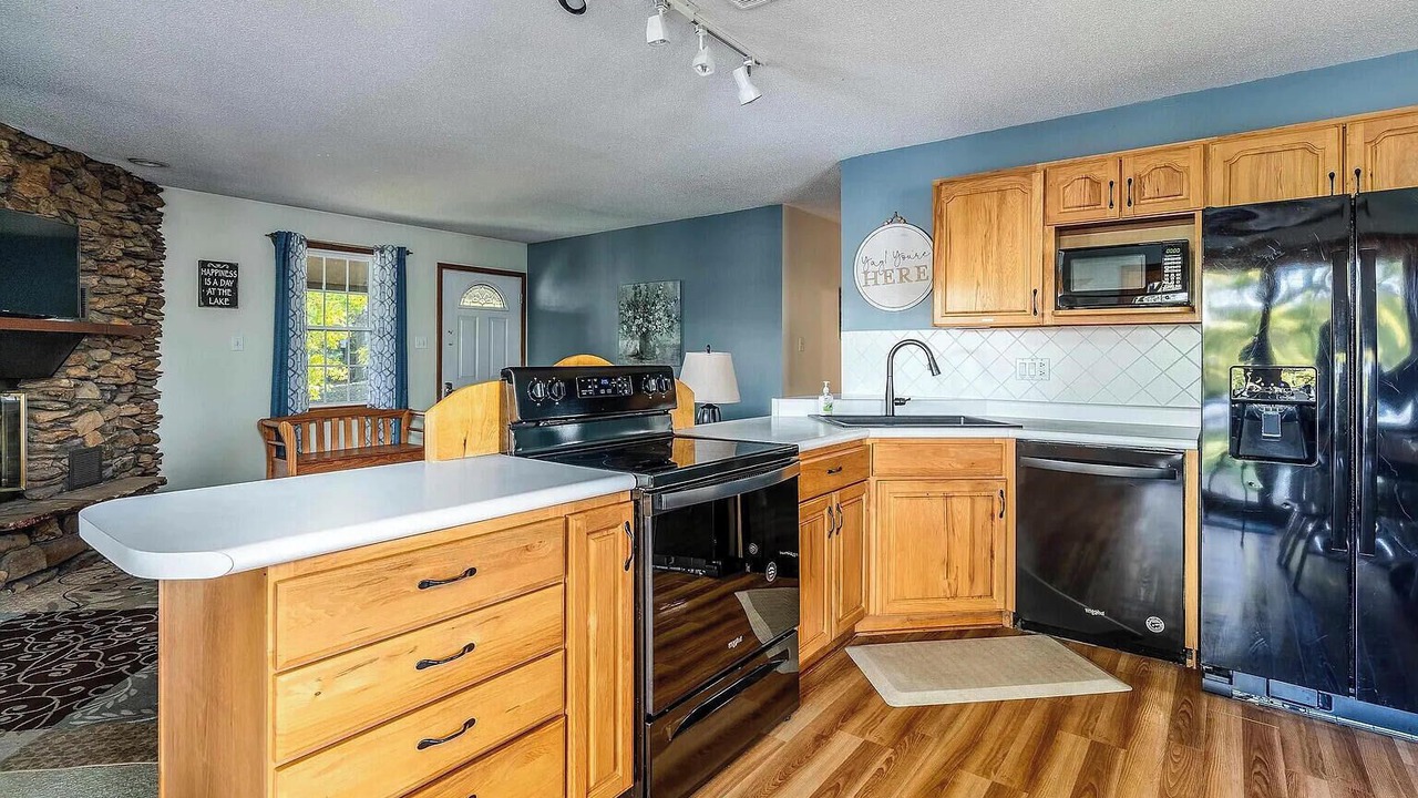 Photo of Kitchen in Goreville
