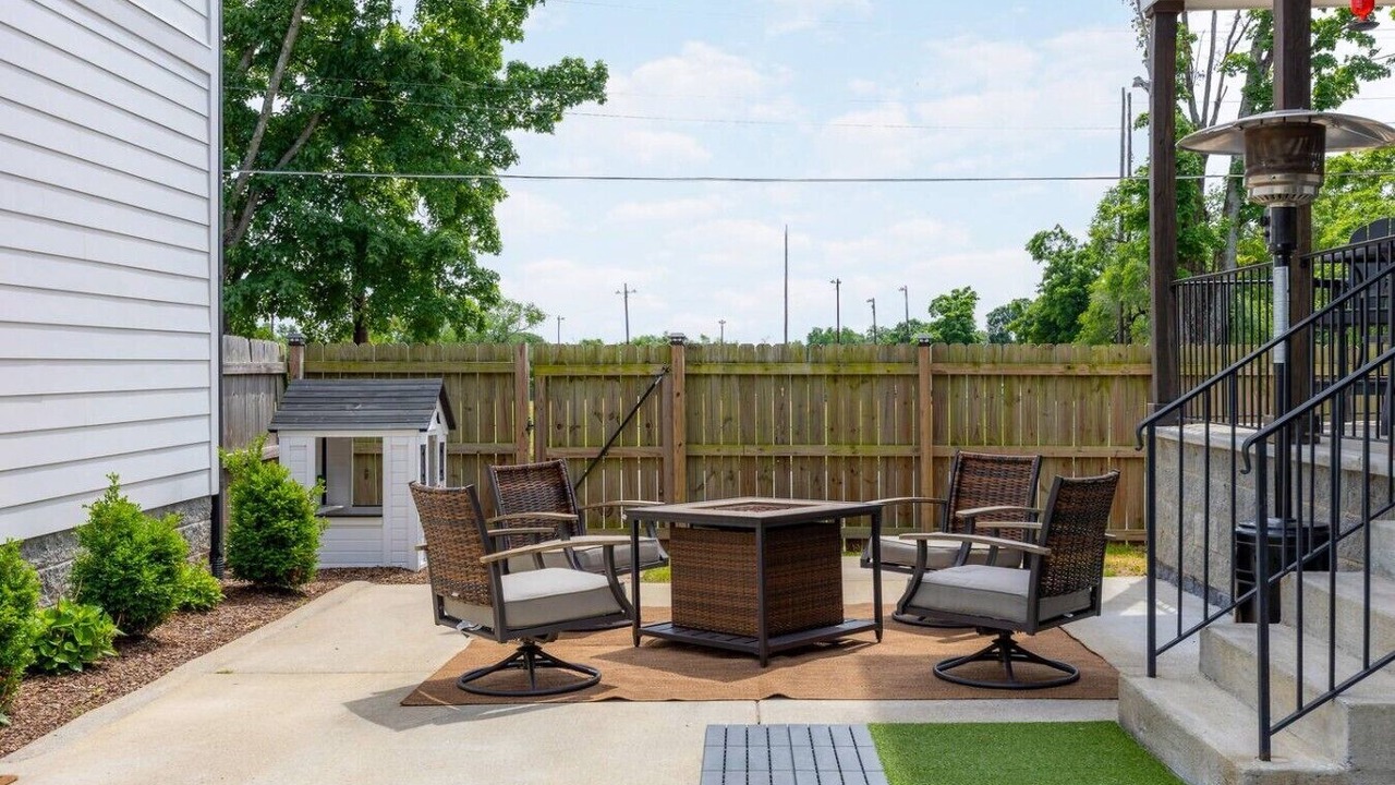 Photo of Outdoor in Cleveland Park