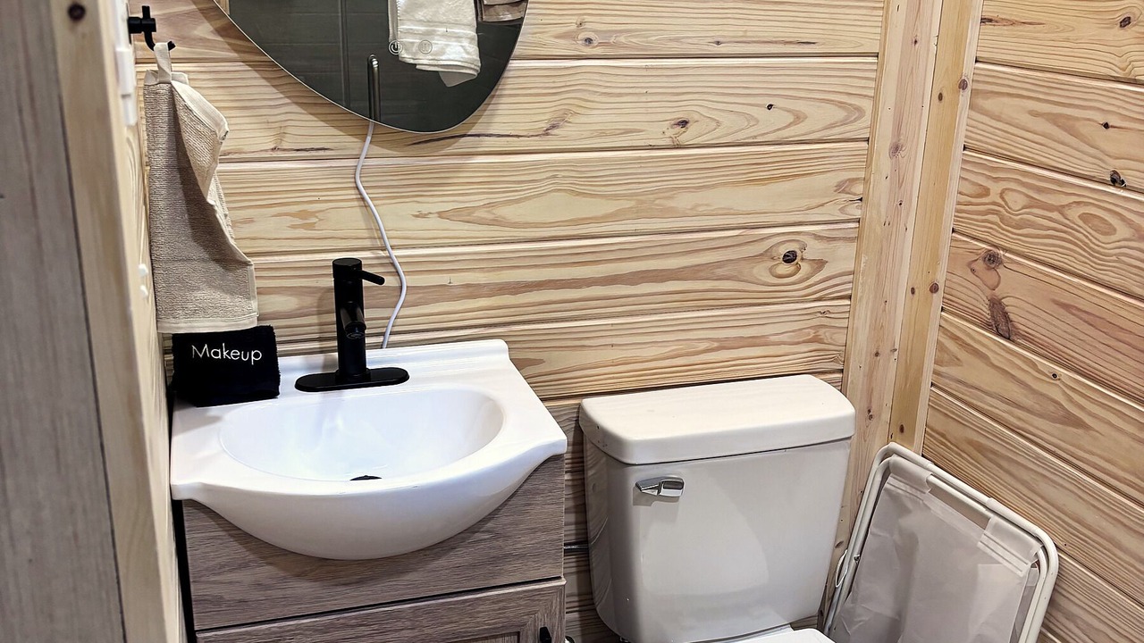 Photo of Bathroom in Cleveland