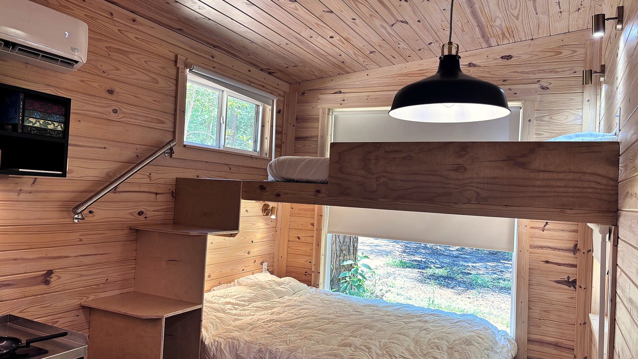 Photo of Bedroom in Cleveland