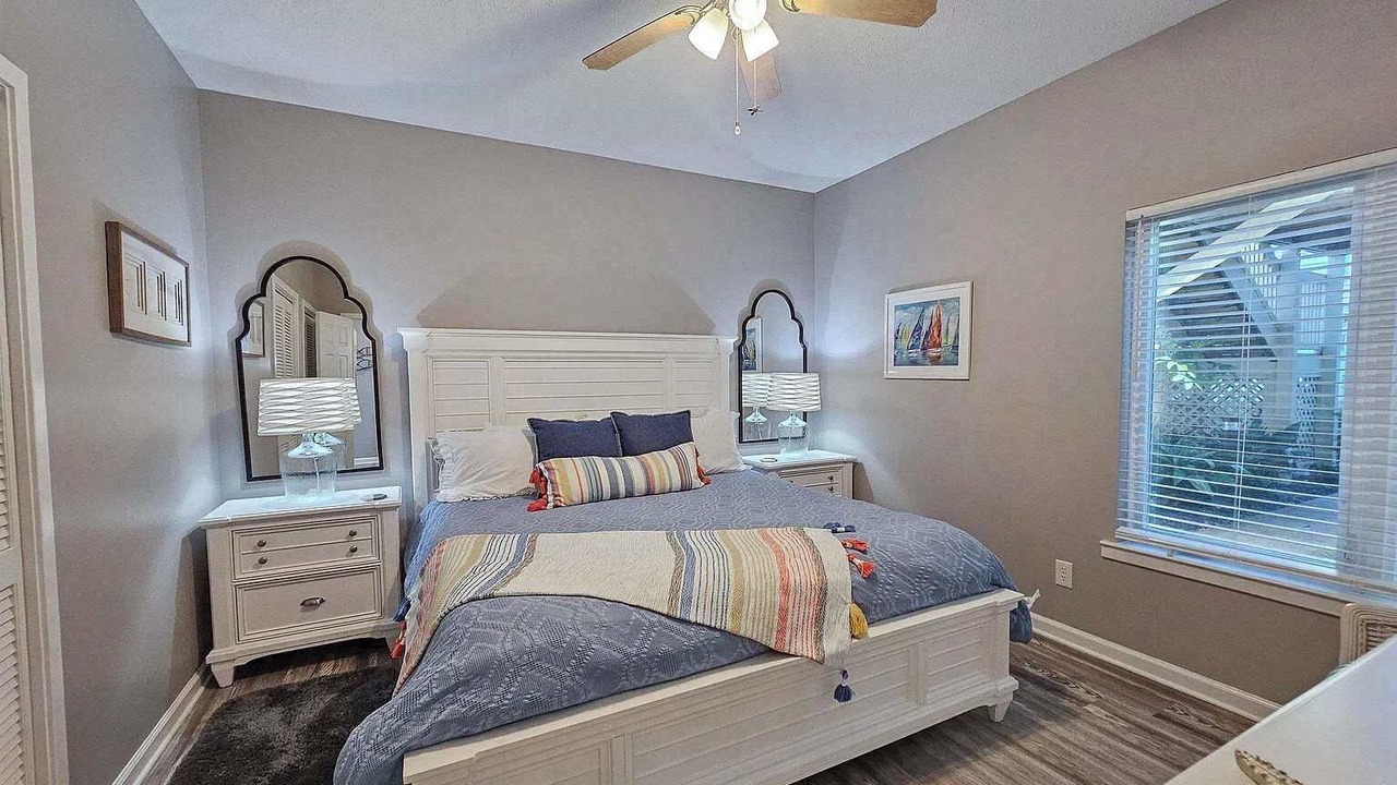 Photo of Bedroom in Cherry Grove Beach