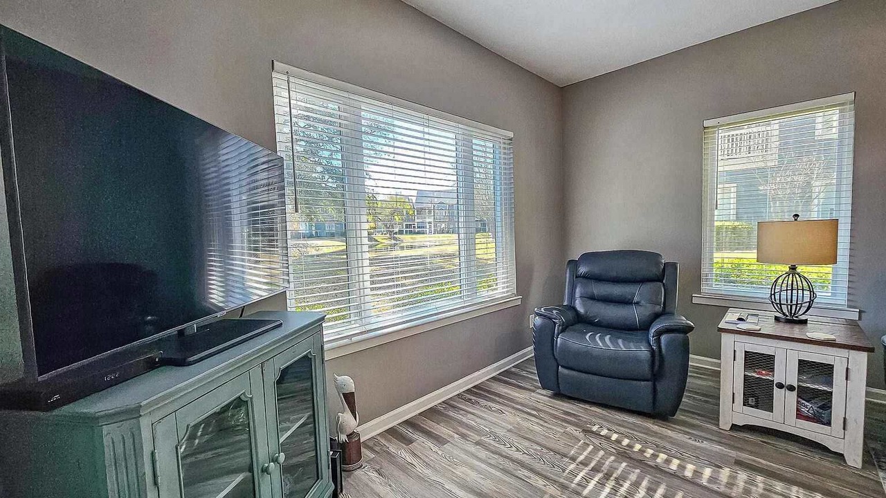 Photo of Livingroom in Cherry Grove Beach