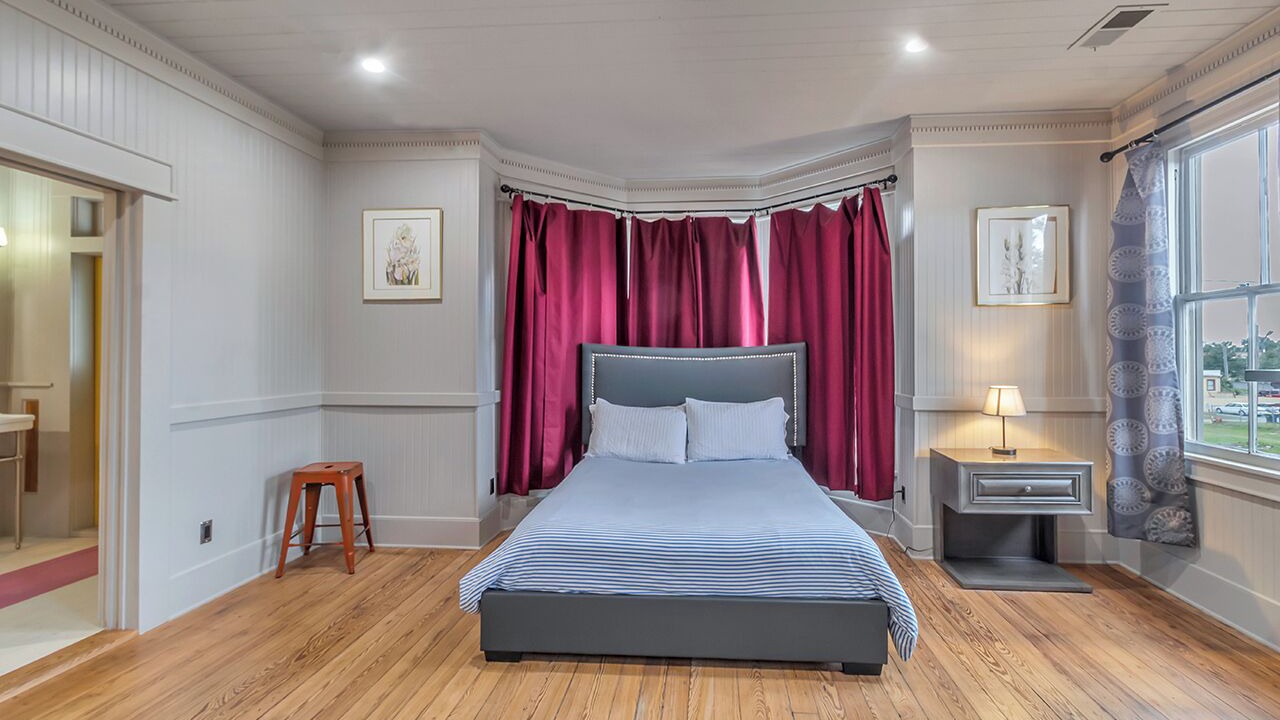 Photo of Bedroom in Historic Downtown Savannah
