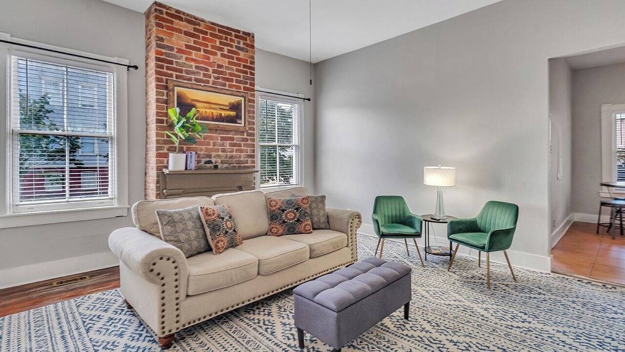 Photo of Livingroom in Historic Downtown Savannah