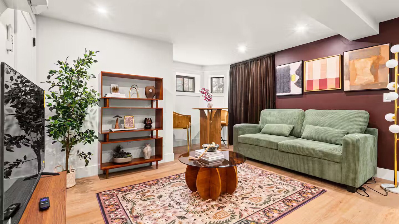 Photo of Livingroom in Jersey City