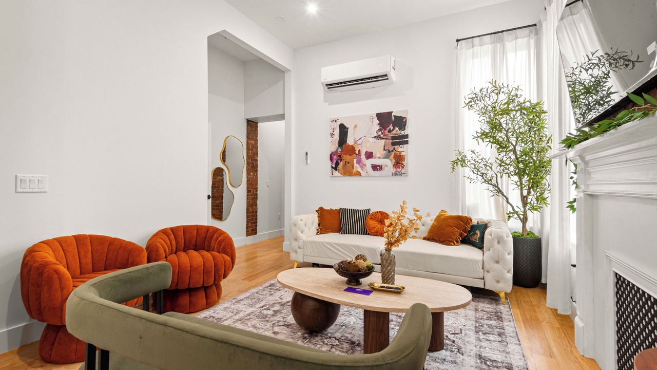 Photo of Livingroom in Jersey City