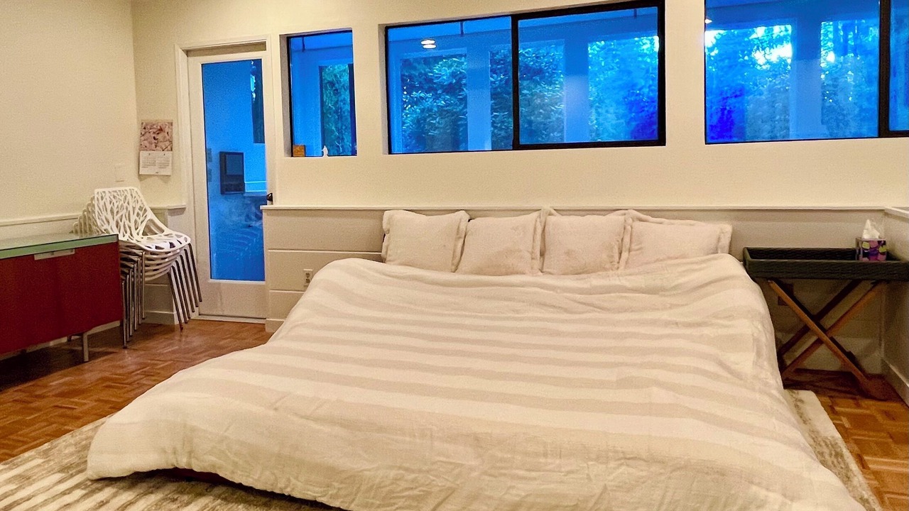 Photo of Bedroom in Cottage Lake