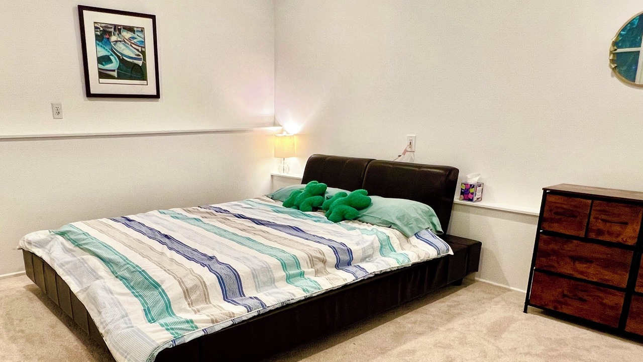 Photo of Bedroom in Cottage Lake