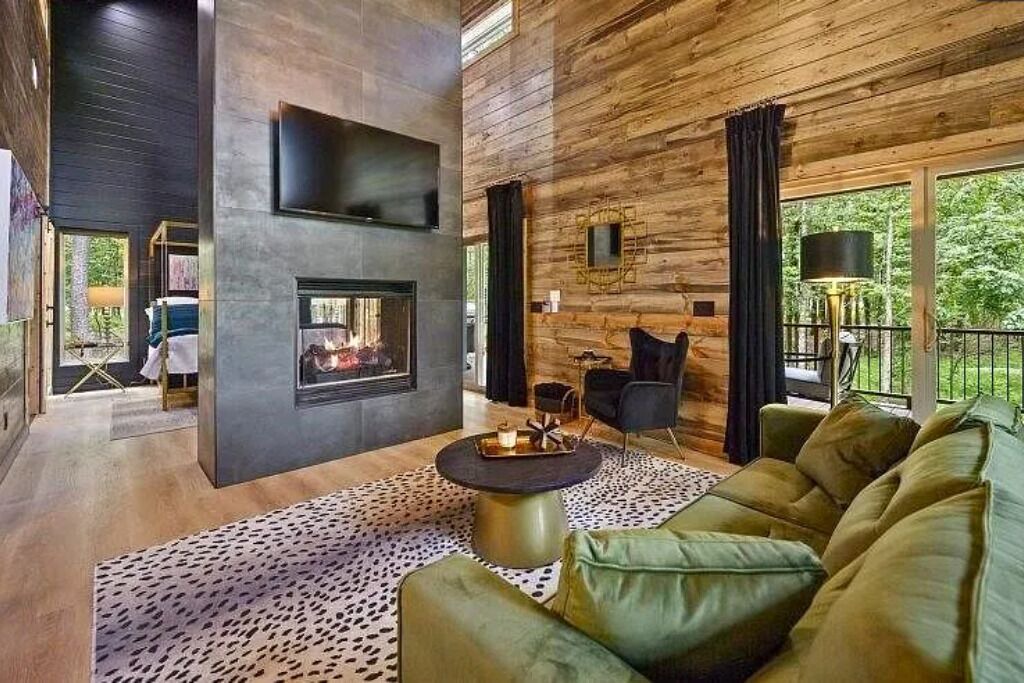 Photo of Livingroom in Broken Bow