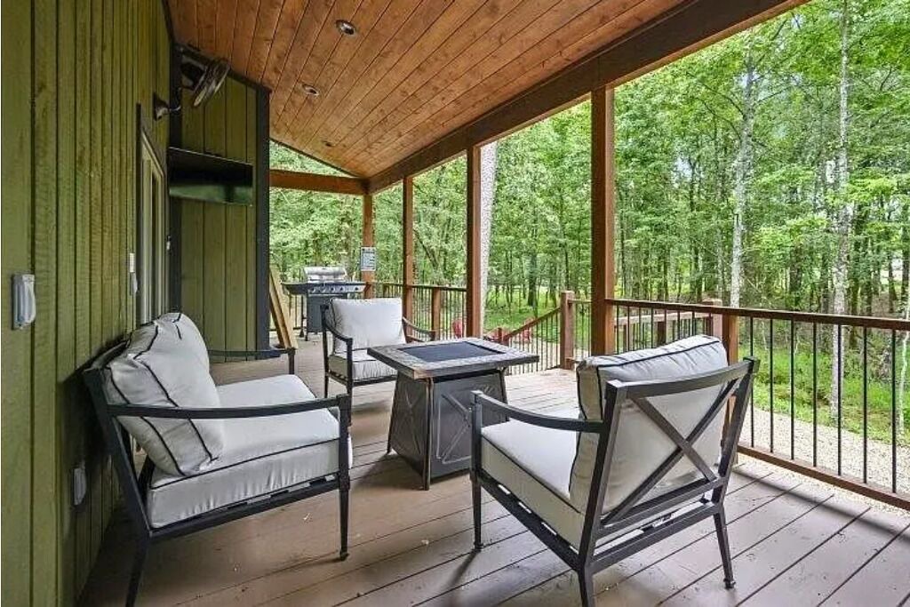 Photo of Patio Balcony in Broken Bow