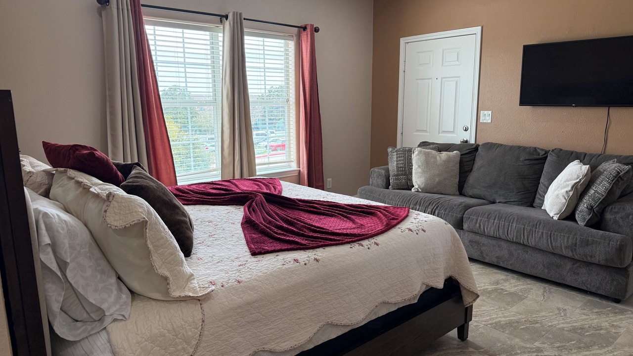 Photo of Bedroom in Seven Coves