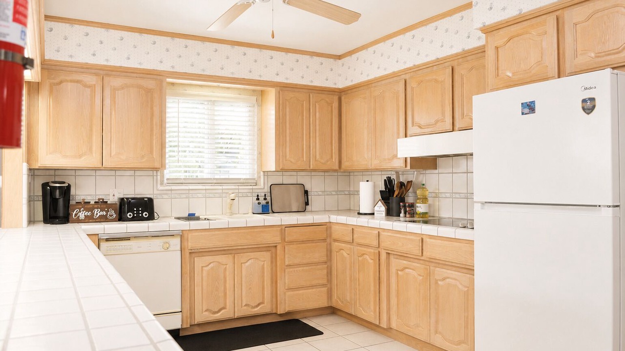 Photo of Kitchen in Hanford