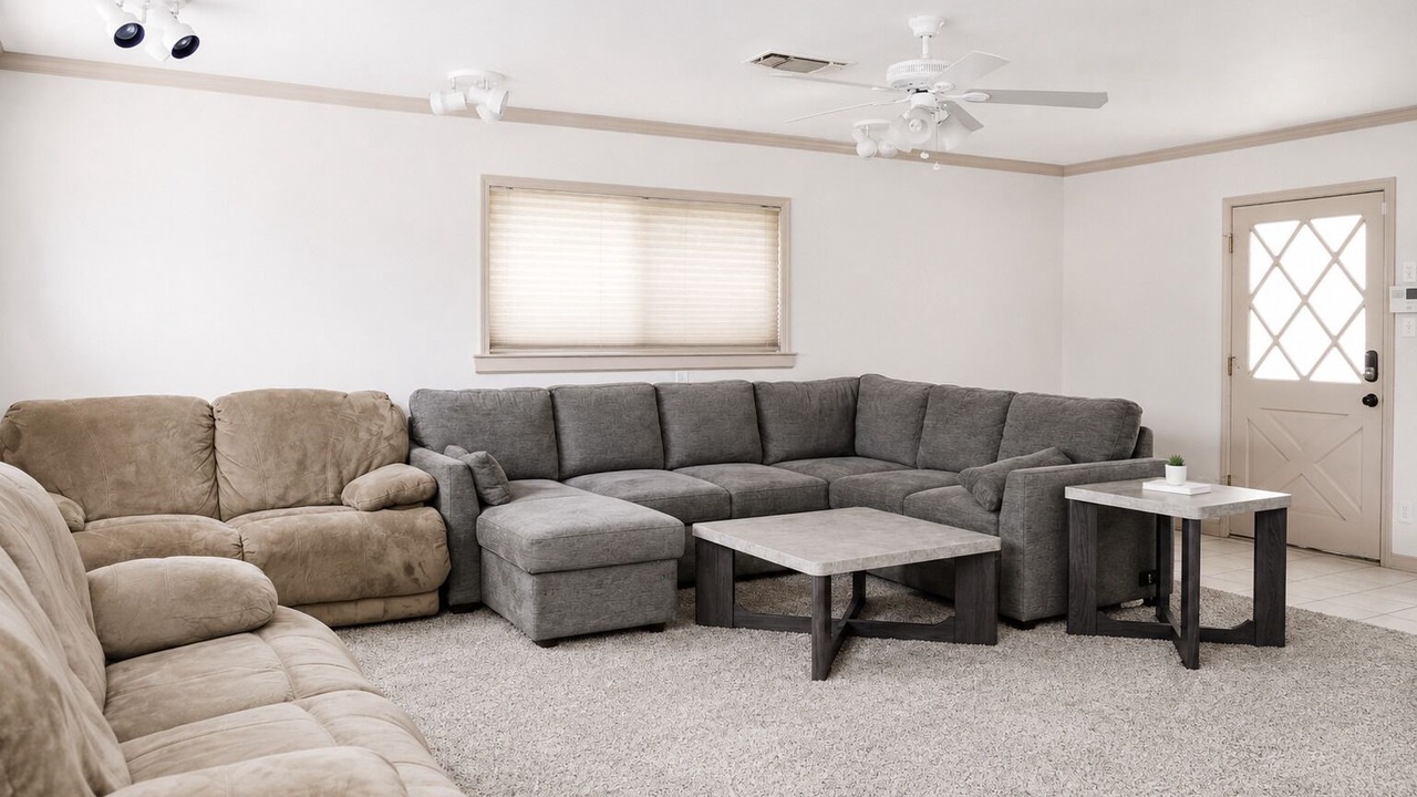 Photo of Livingroom in Hanford
