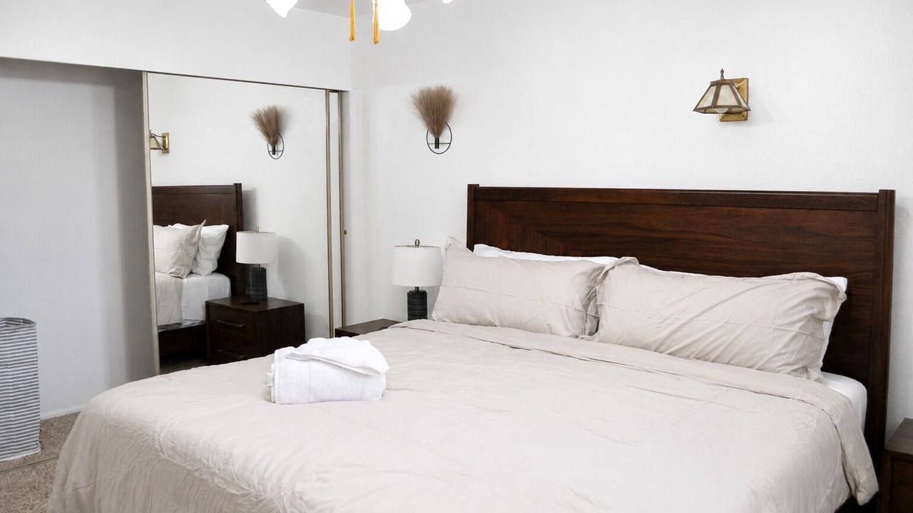 Photo of Bedroom in Hanford