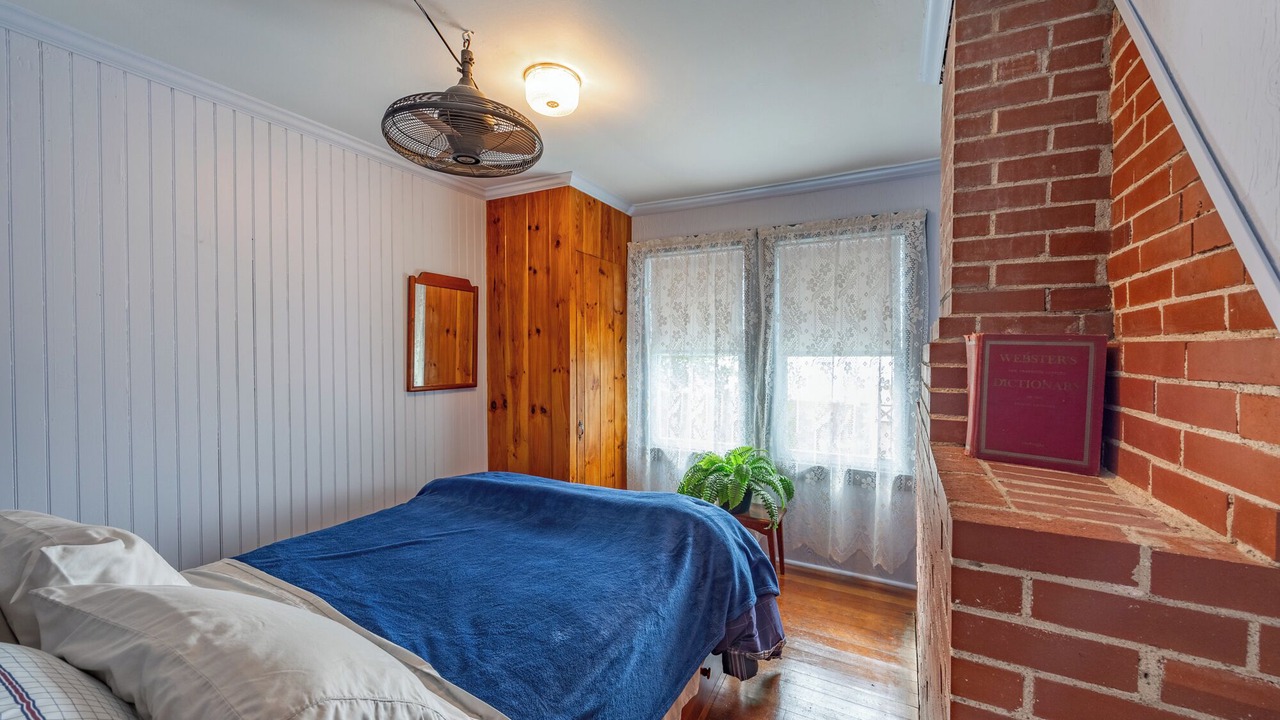 Photo of Bedroom in Weweantic