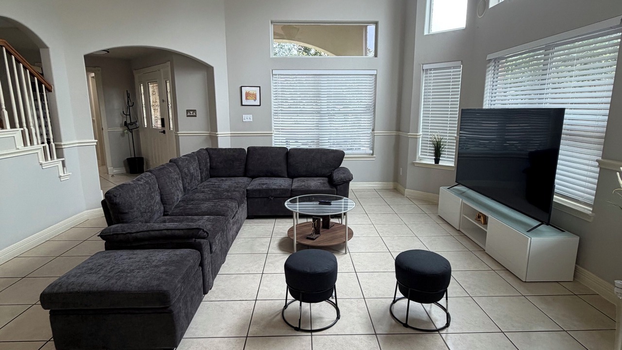 Photo of Livingroom in Central Southwest