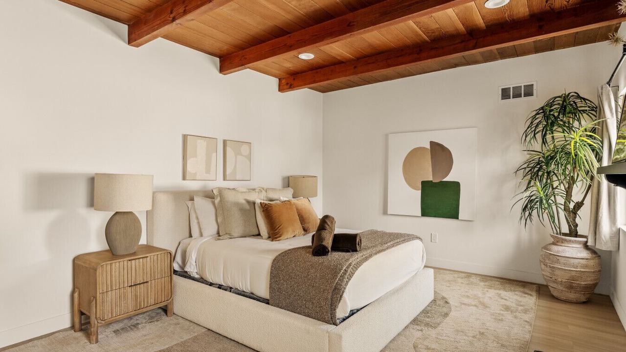 Photo of Bedroom in Universal City