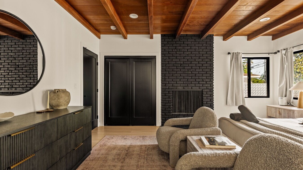 Photo of Livingroom in Universal City
