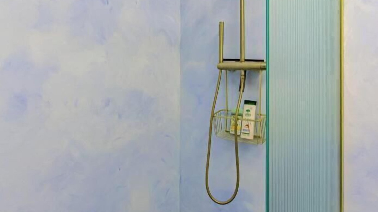 Photo of Bathroom in Saint-Loup-Geanges