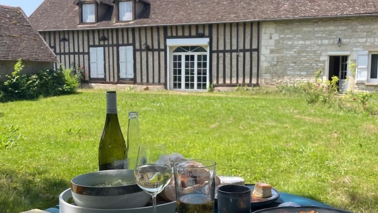 Photo of Outdoor in Saint-Loup-Geanges