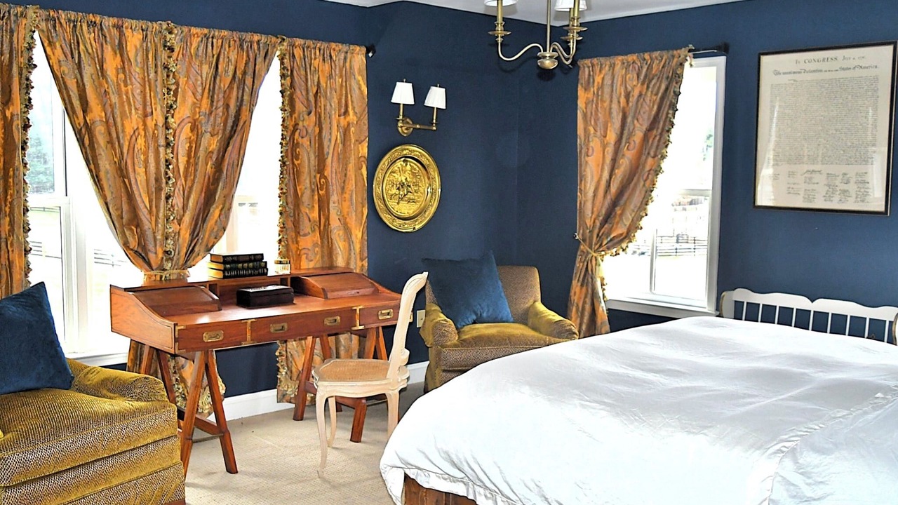 Photo of Bedroom in Middleburg