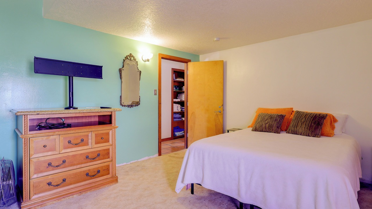 Photo of Bedroom in Sierra County