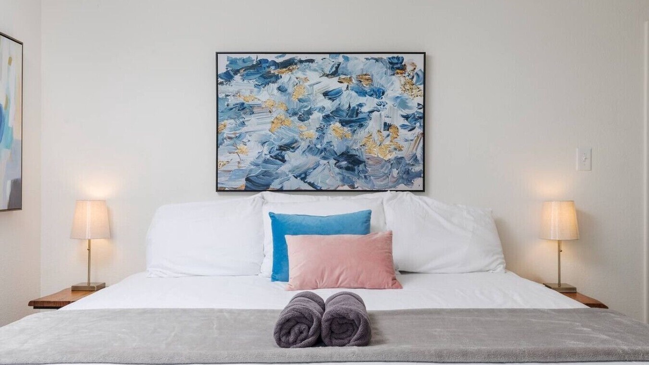 Photo of Bedroom in Edgecliff Village