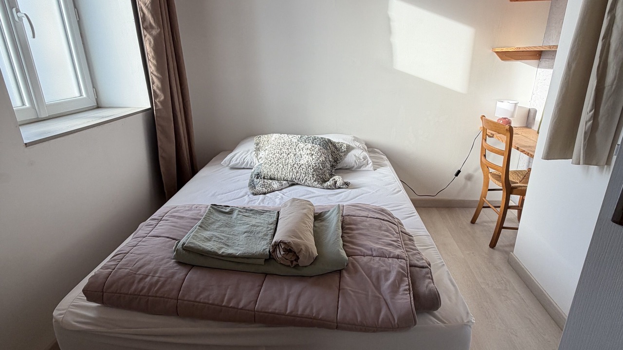 Photo of Bedroom in Pons