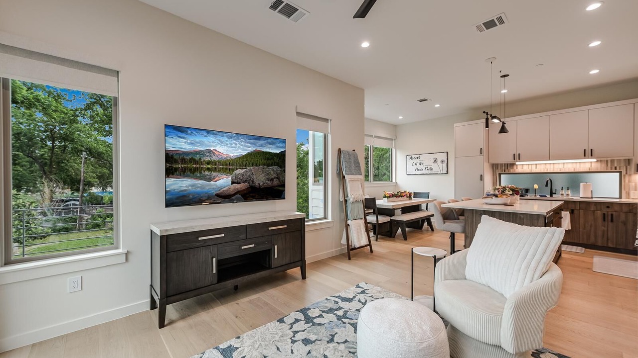 Photo of Livingroom in Govalle