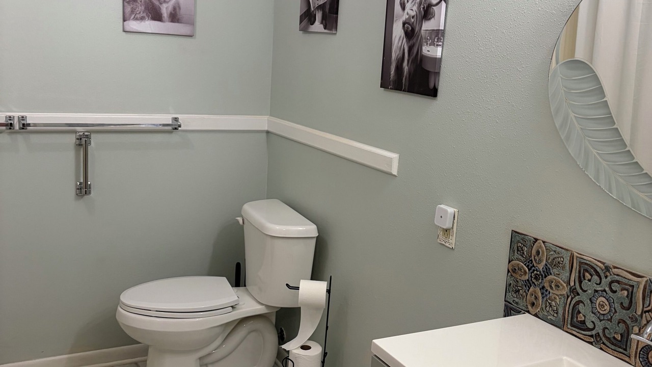 Photo of Bathroom in Childress
