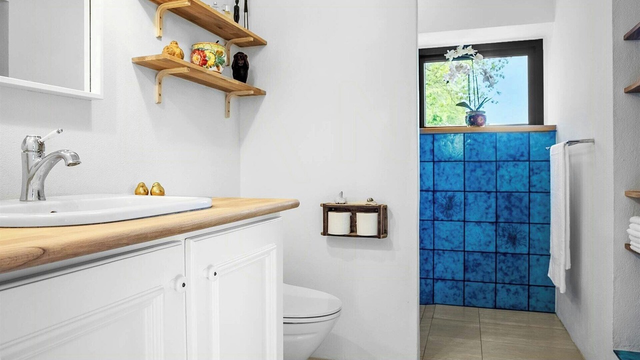 Photo of Bathroom in Nykobing Mors