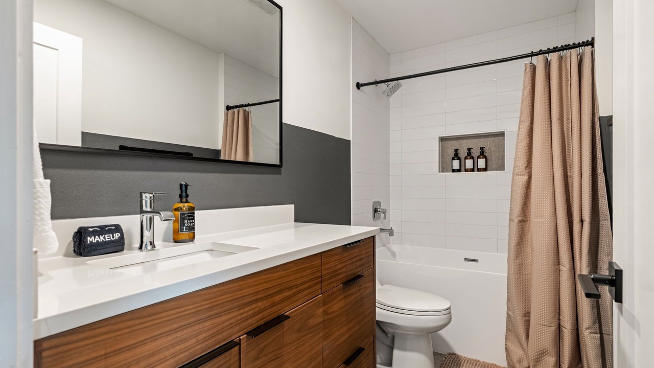 Photo of Bathroom in MLK
