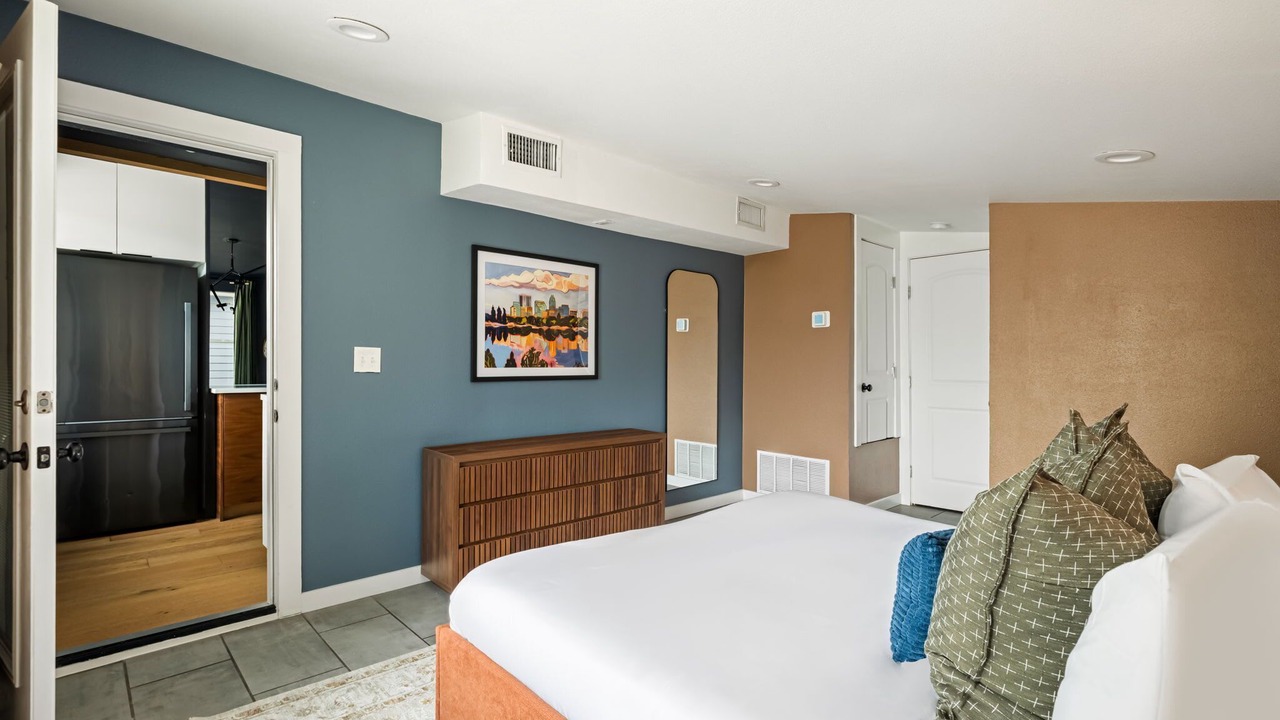 Photo of Bedroom in MLK