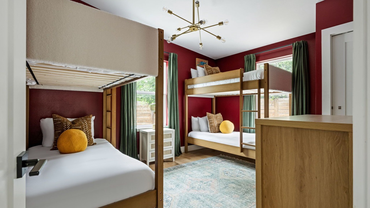Photo of Bedroom in MLK