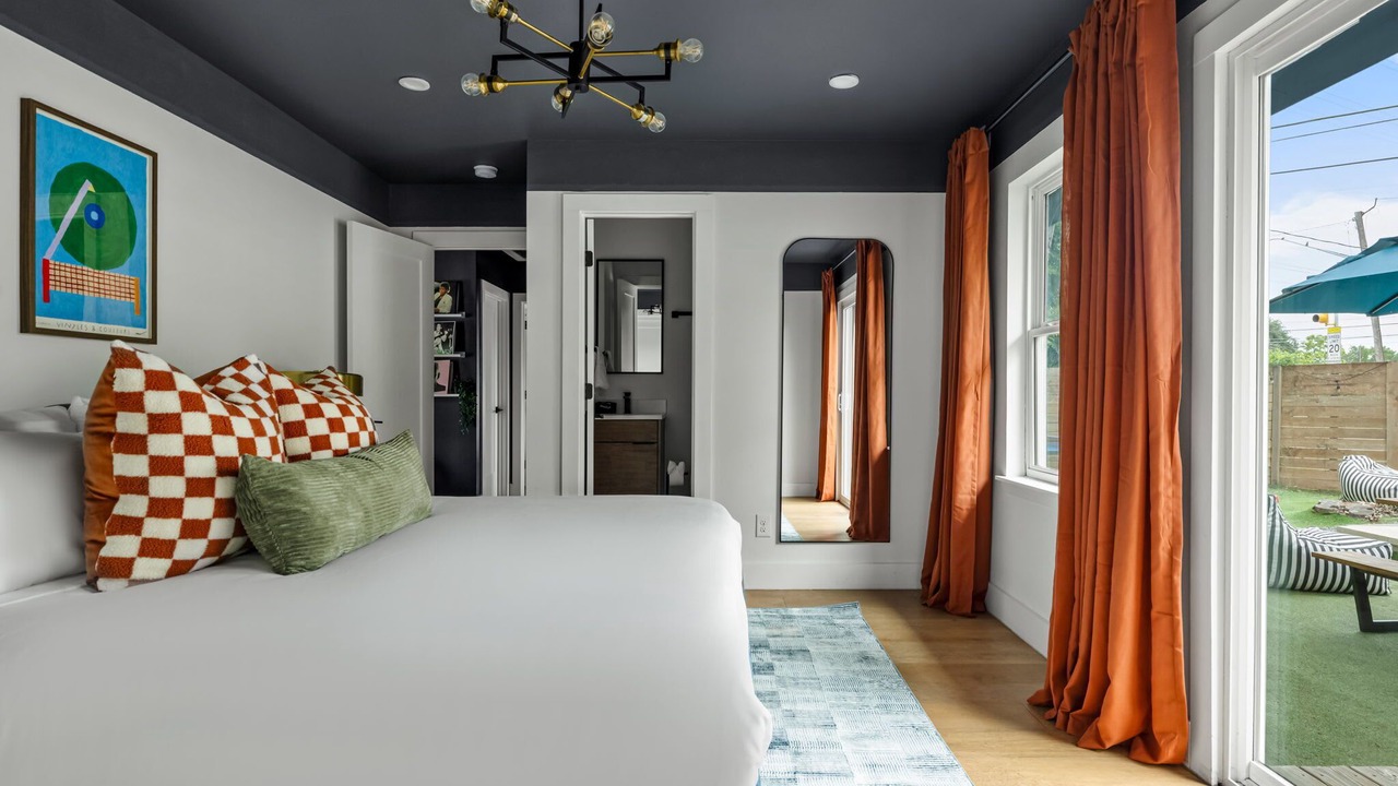 Photo of Bedroom in MLK