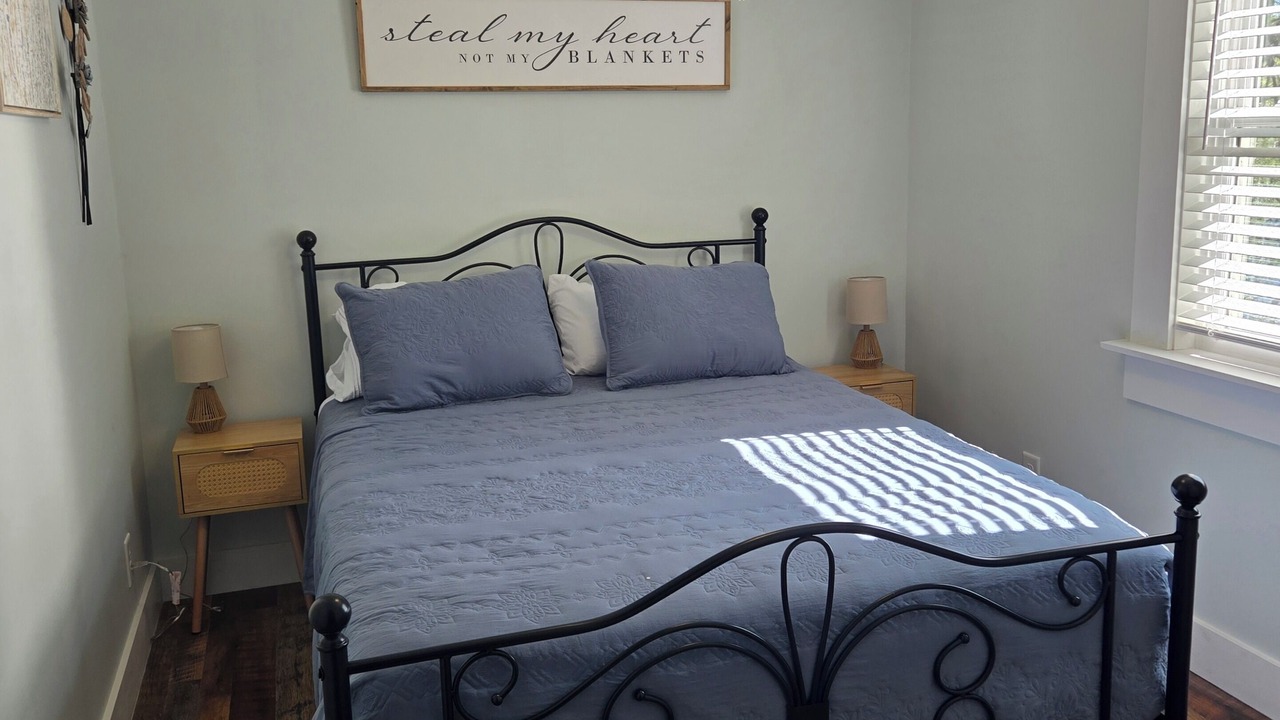 Photo of Bedroom in Cape Vincent