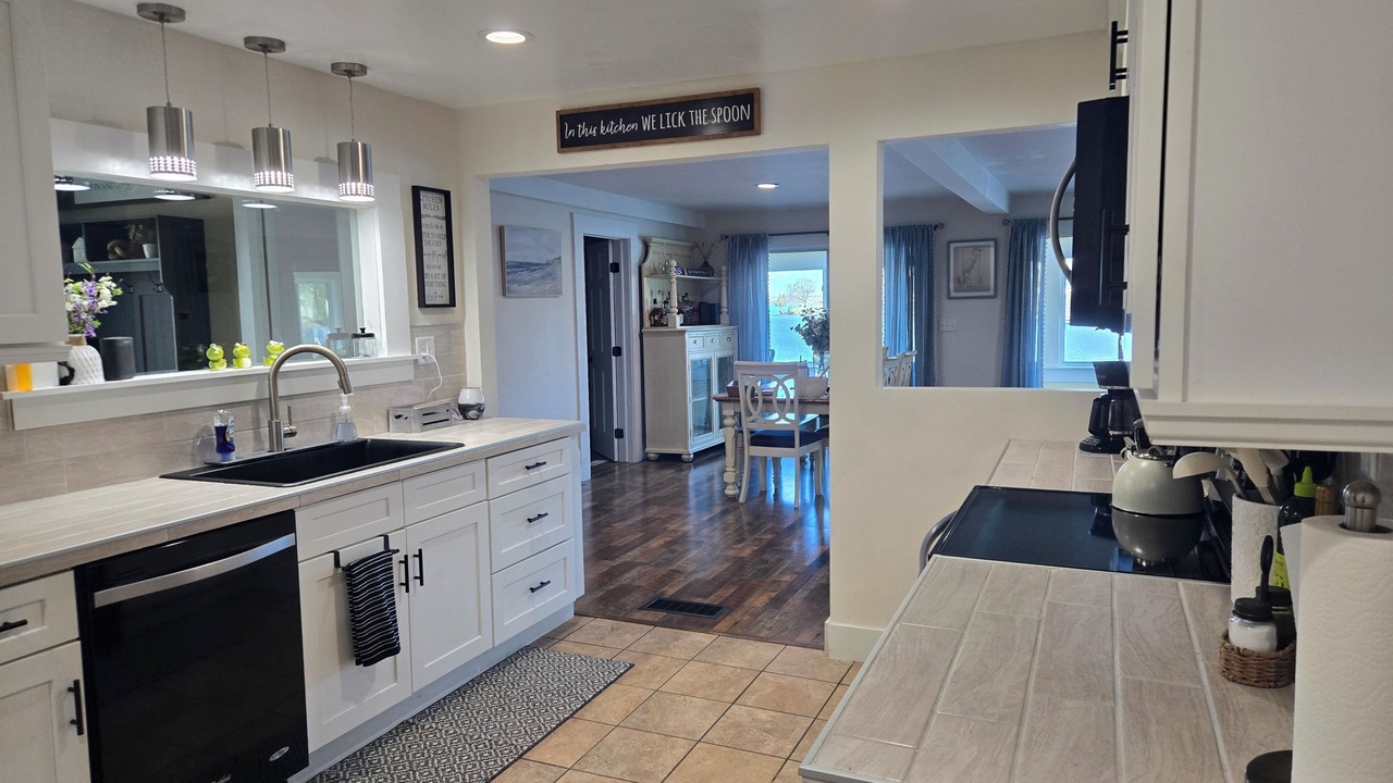 Photo of Kitchen in Cape Vincent
