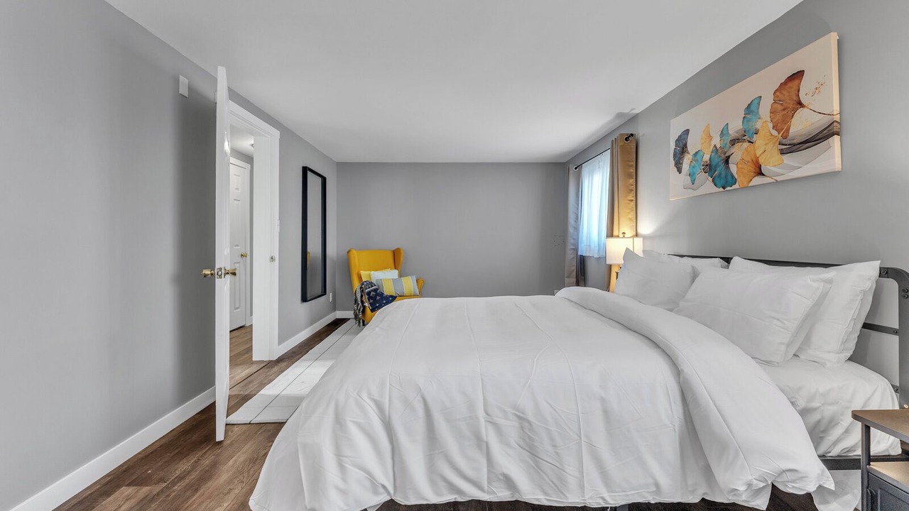 Photo of Bedroom in Greater Napanee
