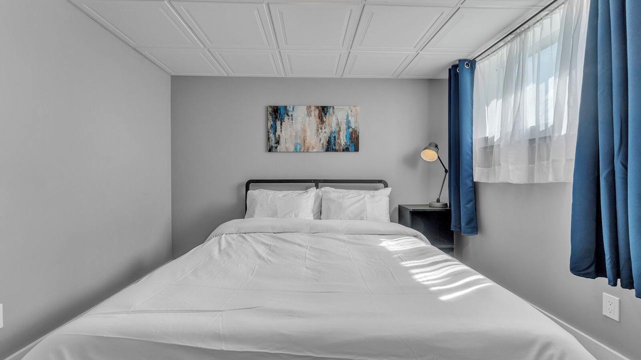 Photo of Bedroom in Greater Napanee