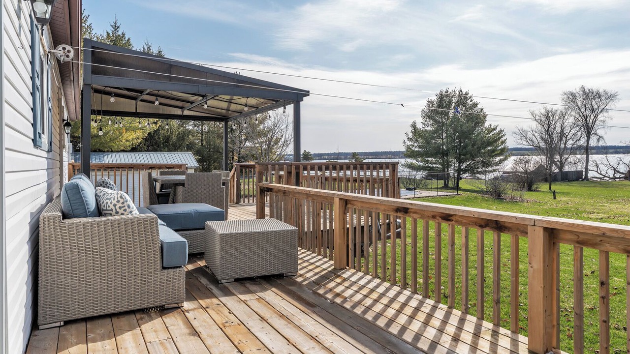 Photo of Patio Balcony in Greater Napanee