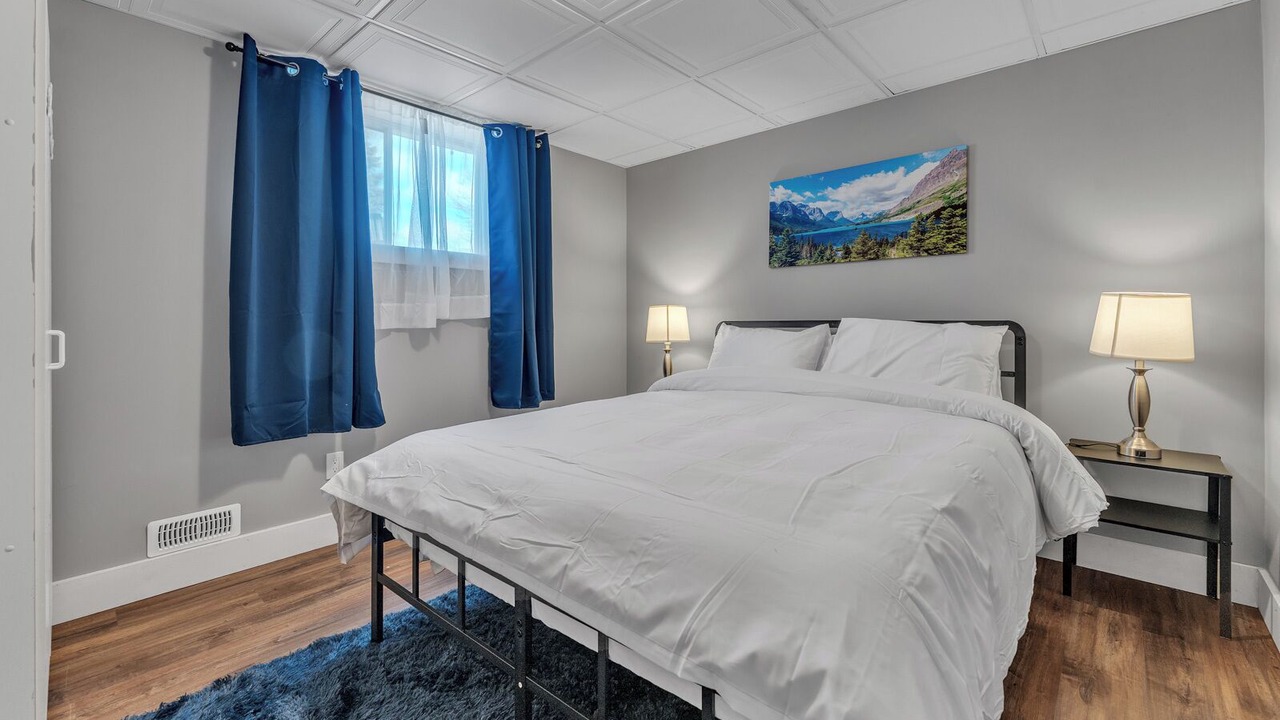 Photo of Bedroom in Greater Napanee