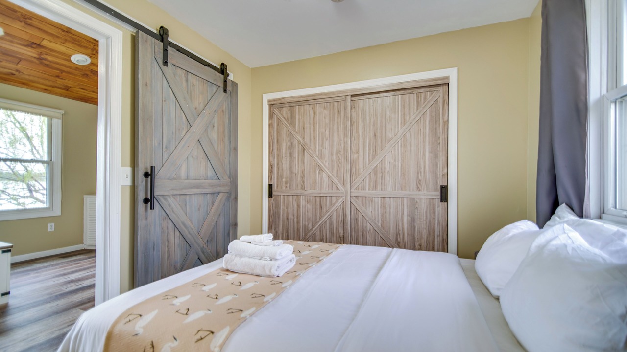 Photo of Bedroom in Twin Lakes