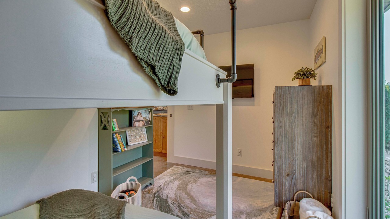 Photo of Bedroom in Norfork